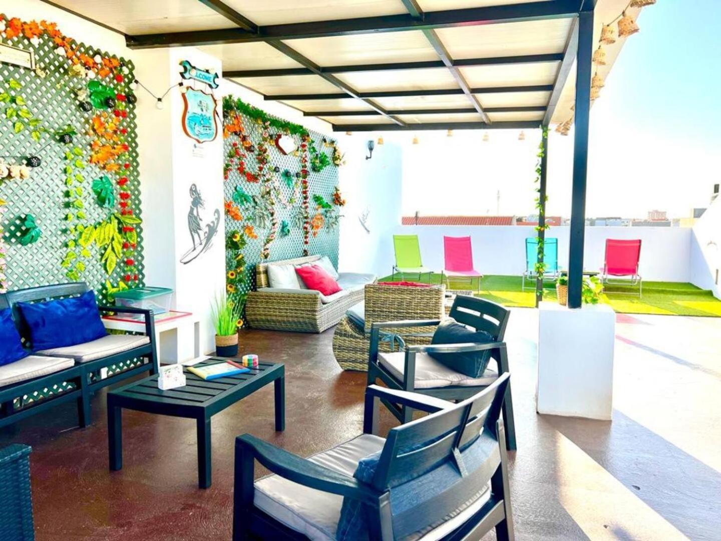Animos! Apartments - 10 Modern Apartments Near The City & Beach, Perfect For Nomads, Travellers, Families, Watersports! Санта-Мария Экстерьер фото